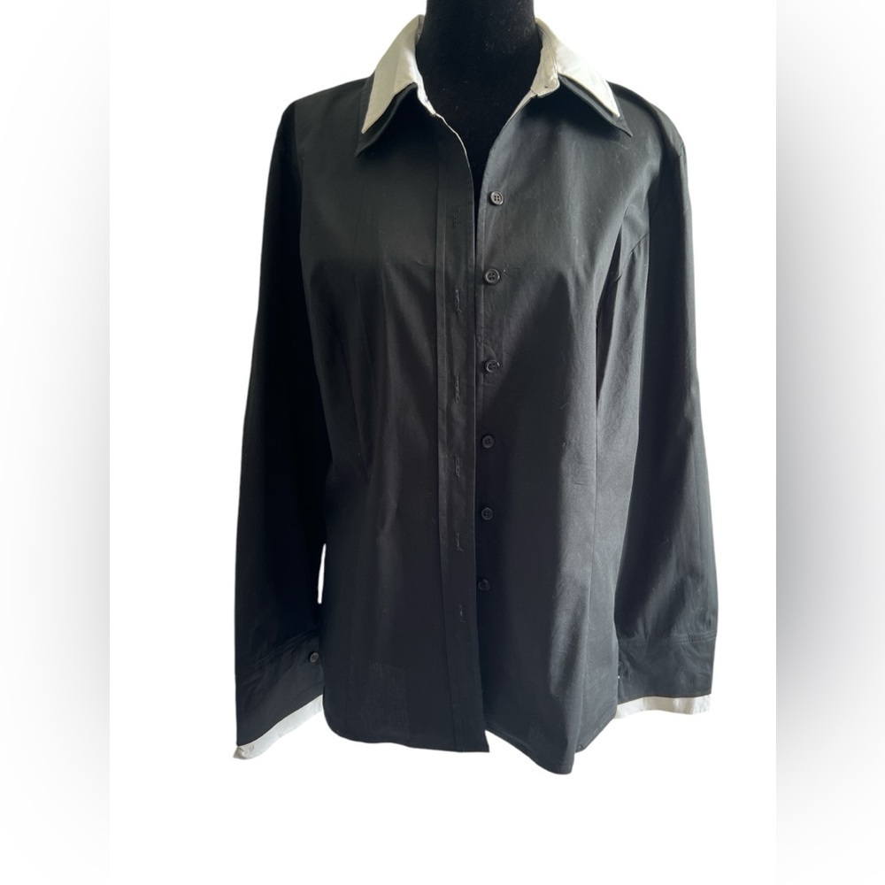 Spenser Jeremy Black Button Down Women Blouse
